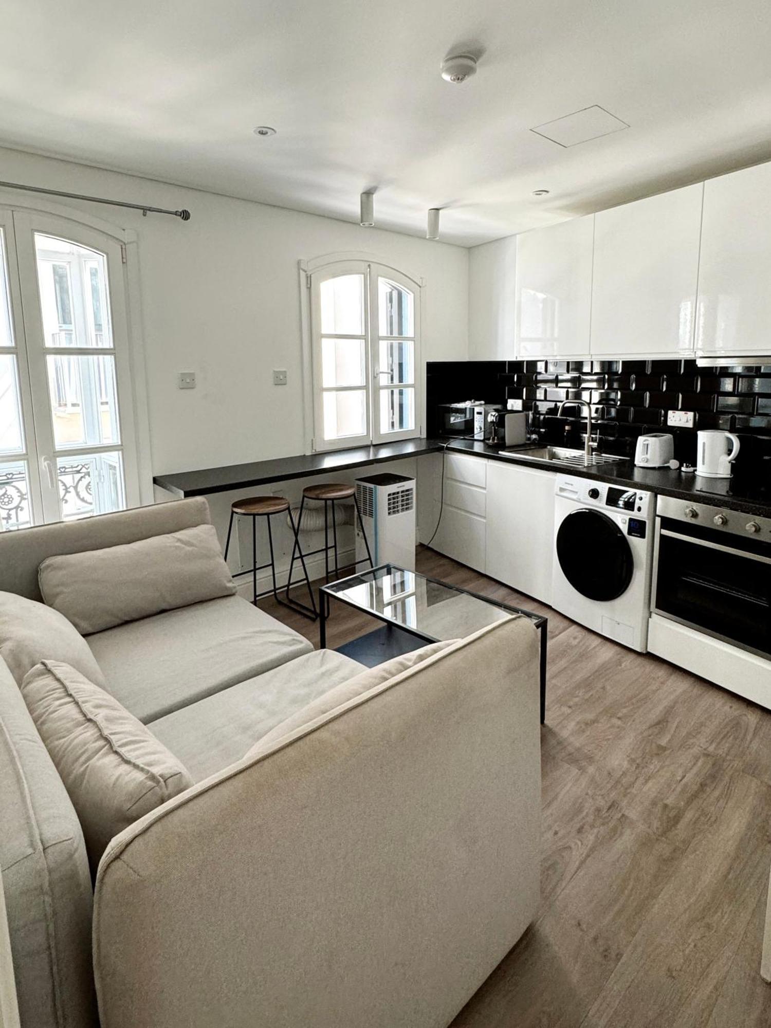 גיברלטר Fabulous City Centre Apartment - Grand Central House מראה חיצוני תמונה