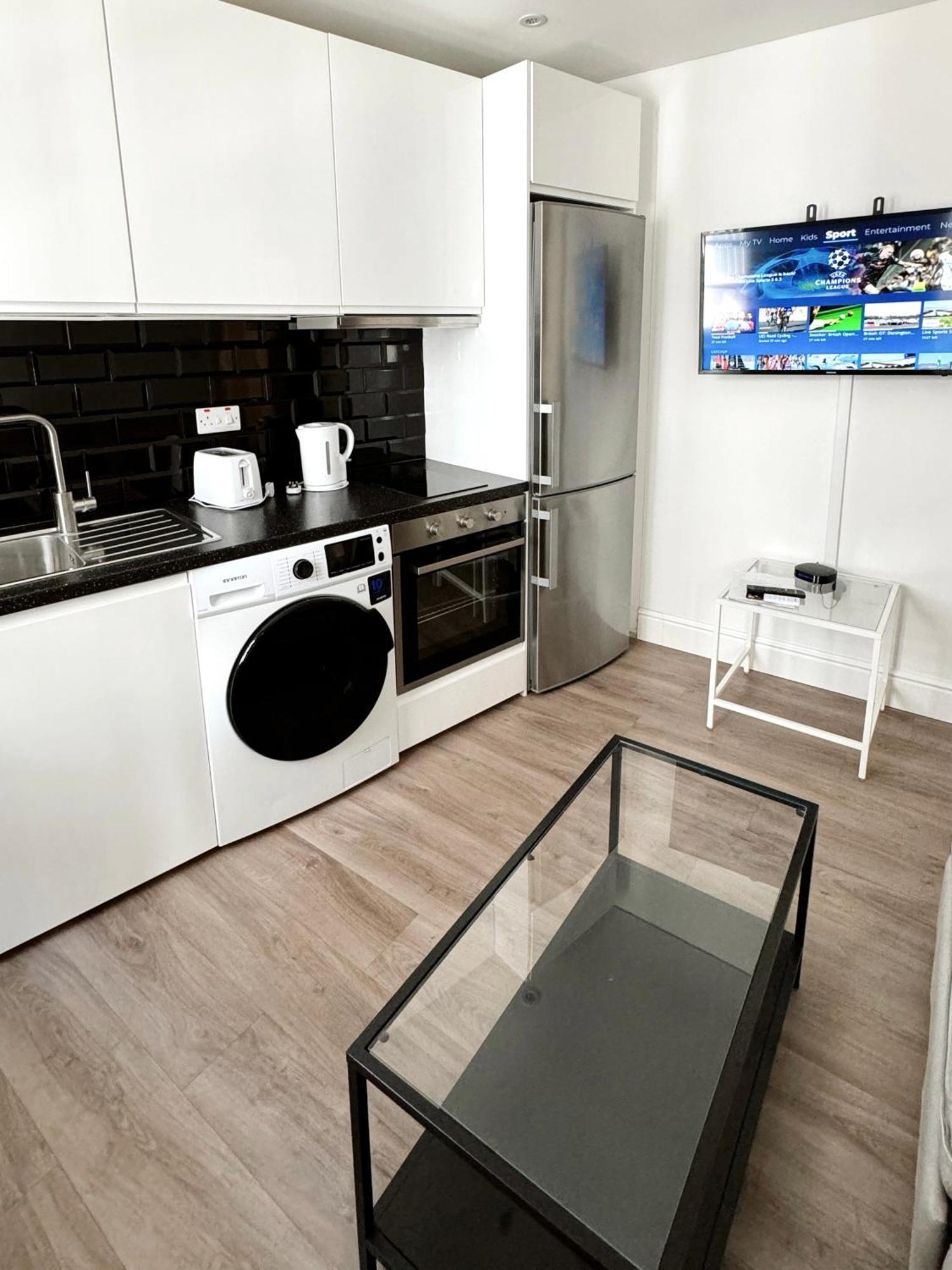 גיברלטר Fabulous City Centre Apartment - Grand Central House מראה חיצוני תמונה