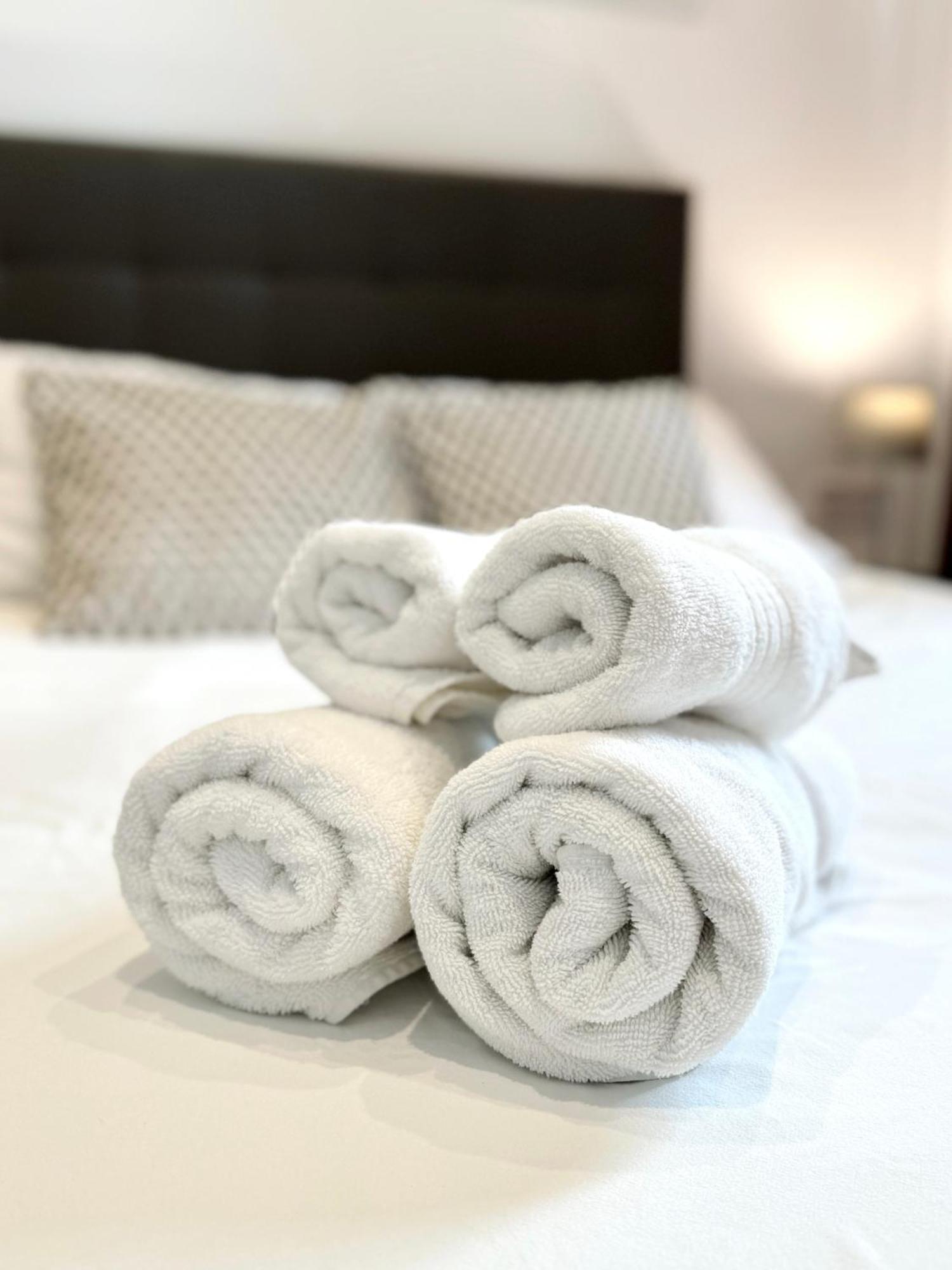 גיברלטר Fabulous City Centre Apartment - Grand Central House מראה חיצוני תמונה