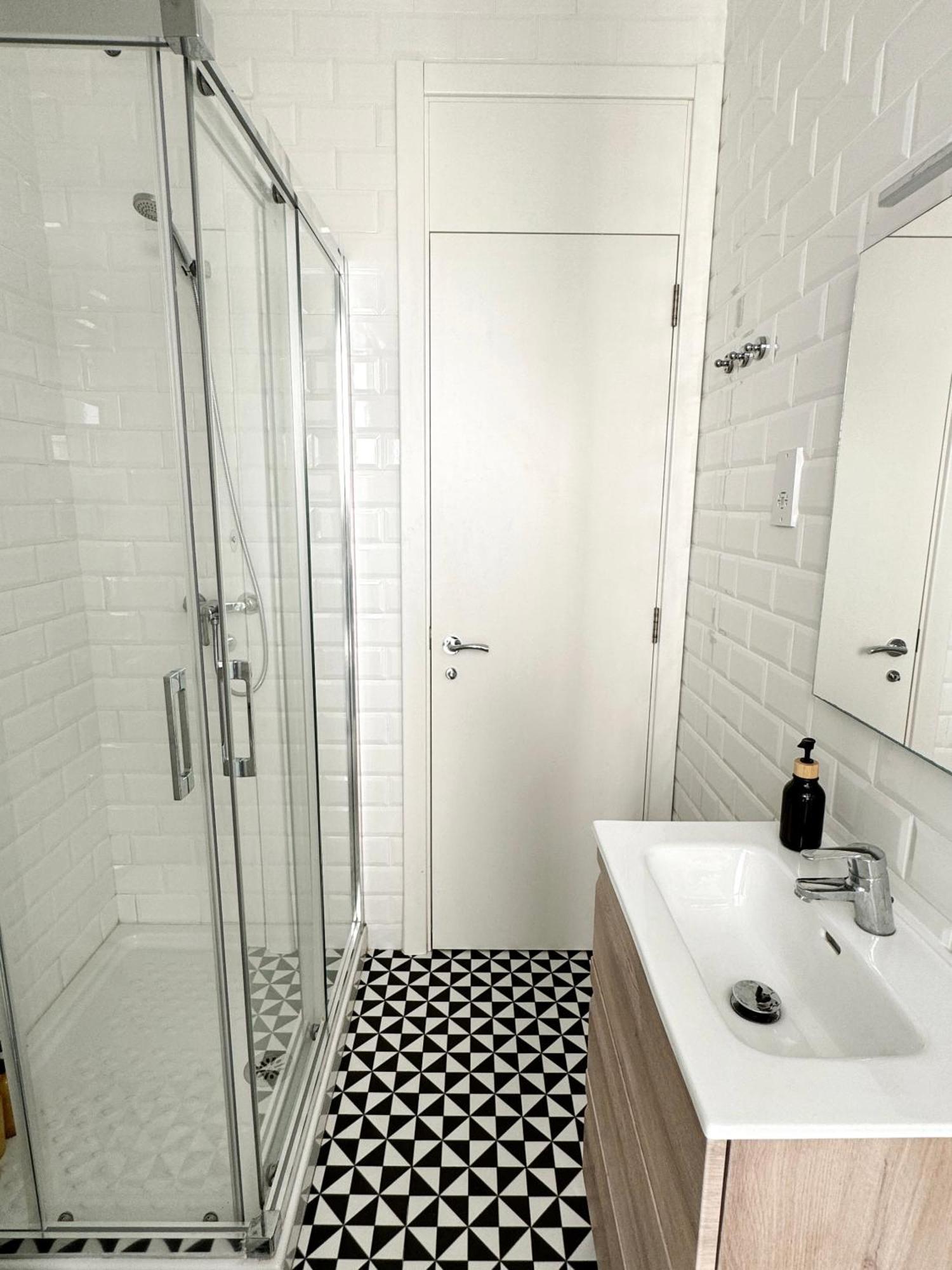גיברלטר Fabulous City Centre Apartment - Grand Central House מראה חיצוני תמונה