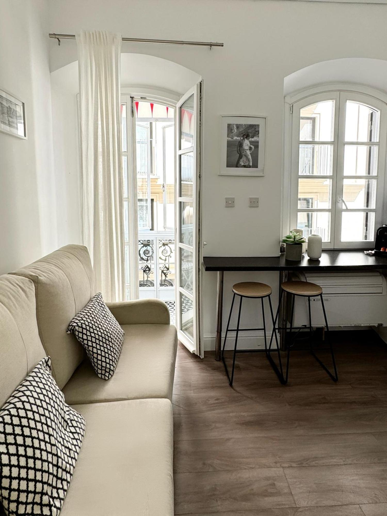 גיברלטר Fabulous City Centre Apartment - Grand Central House מראה חיצוני תמונה