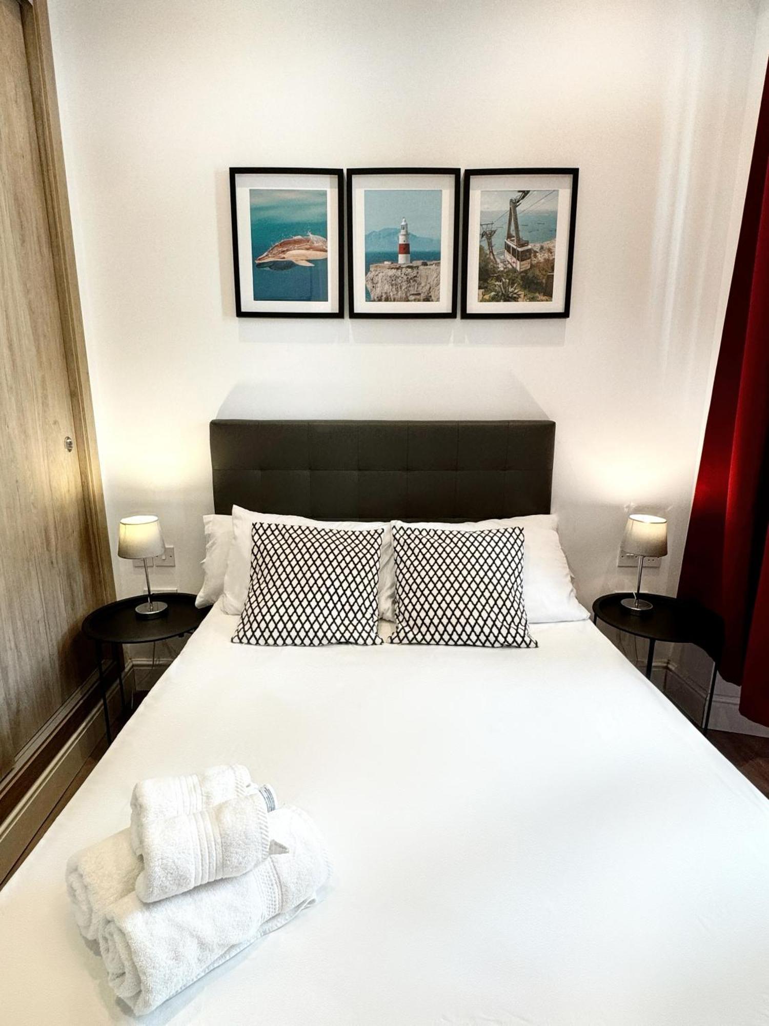 גיברלטר Fabulous City Centre Apartment - Grand Central House מראה חיצוני תמונה